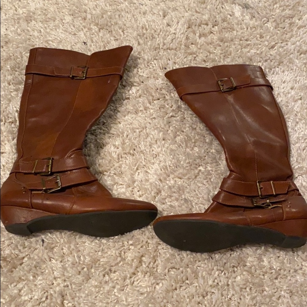 Super cute barely worn boots!